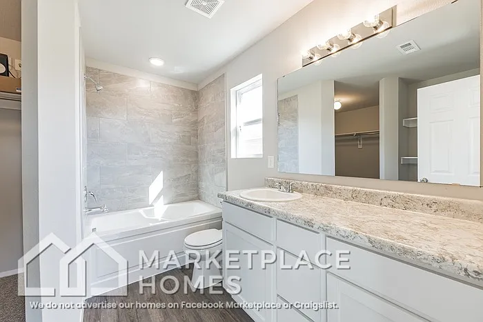 981 E Starling St — Photo 20