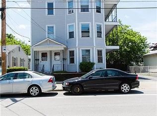 213 Benefit St #2, Pawtucket, RI 02861
