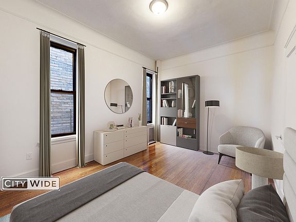 3rd image of 106 E 81st St APT 3A