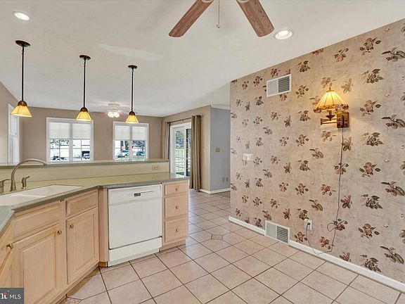 5th image of 776 Weldon Dr