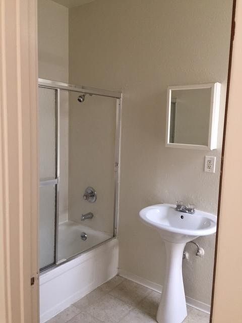 2nd image of 1815 Powell St APT O