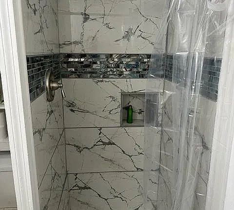 New marbleshower stall