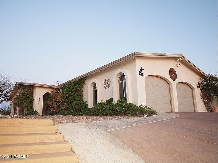 1st image of 4420 N Territory Cir