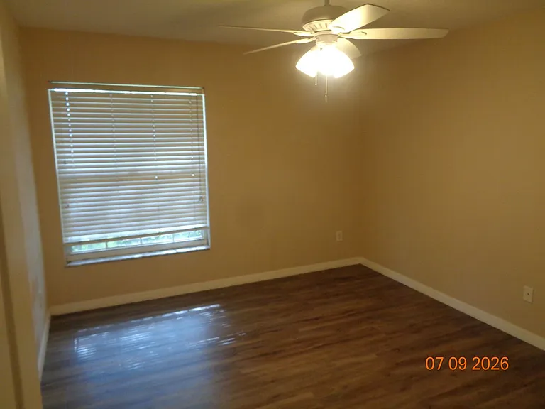 1409 Bent Oaks Blvd — Photo 33