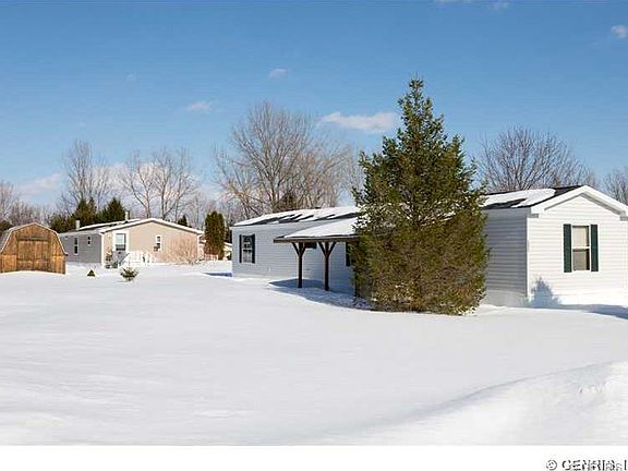 3rd image of 121 Kateland Ln