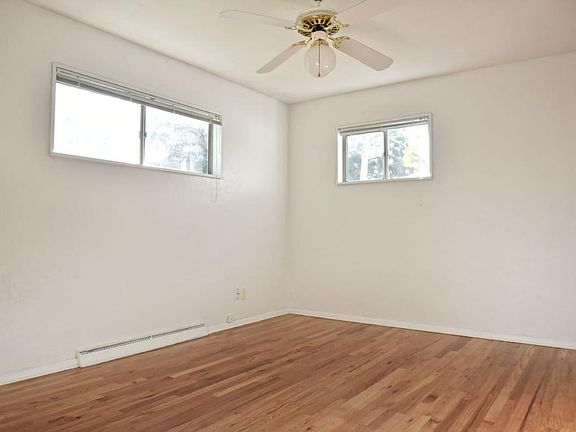 3rd image of 2532 14th Ave