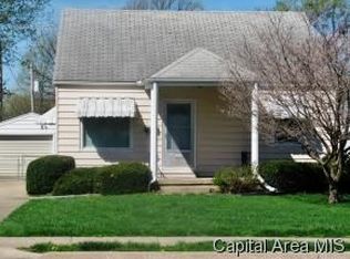 2125 N 19th St, Springfield, IL 62702