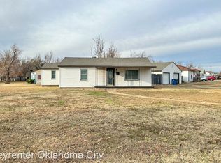 300 W Lilac Ln, Midwest City, OK 73110