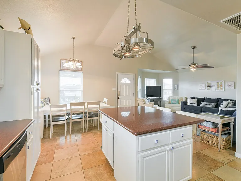 4131 Jackson Dr — Photo 25