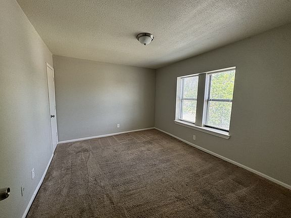 5th image of 3112 Benton Blvd #4