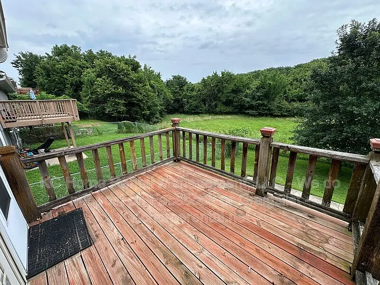 735 NE Barnes Dr #B — Photo 34