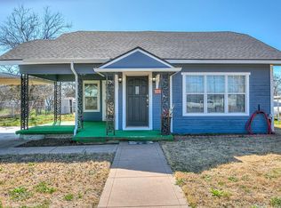 1203 N 8th St, Ballinger, TX 76821