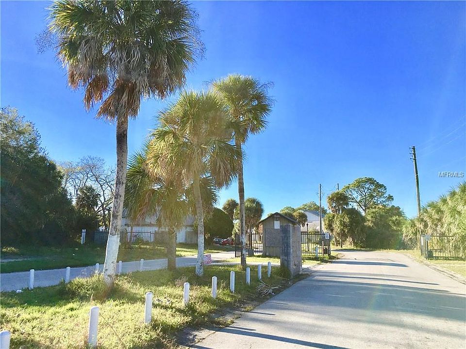 2nd image of 4184 Inglenook Ln #35-A