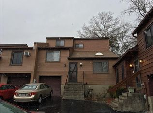 26 Beech Ct, Fishkill, NY 12524