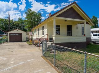 110 D St, Smelterville, ID 83868
