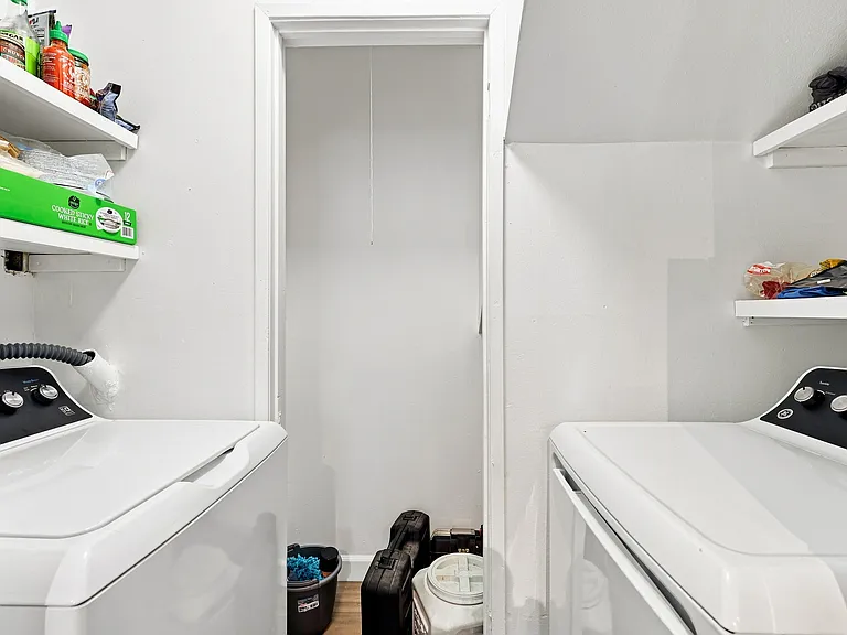 6353 Hummingbird St — Photo 9
