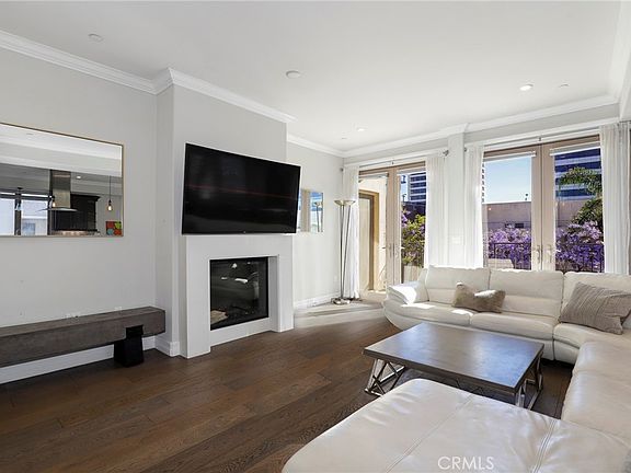 5th image of 1644 S Bentley Ave #401