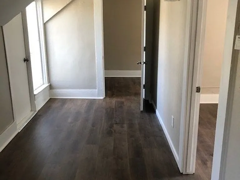 1832 Bellinger St — Photo 5
