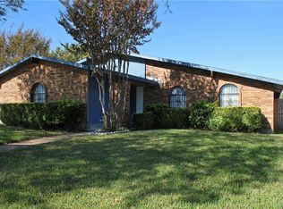 3711 Puerto Rico Dr, Dallas, TX 75228