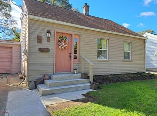 122 Floyd St SW, Wyoming, MI 49548