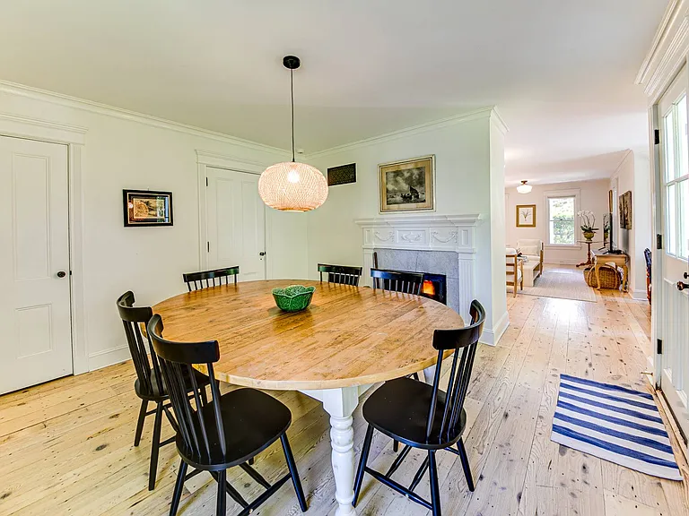 17 Latham St — Photo 11