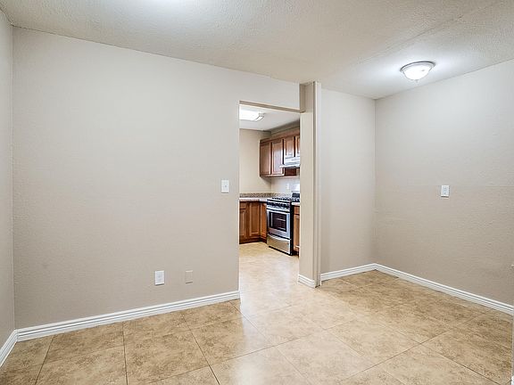 3rd image of 3421 W DUNLAP Avenue #150