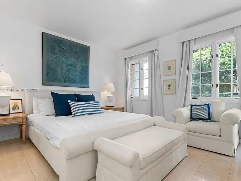 19112 Fisher Island Dr #19112 — Photo 17