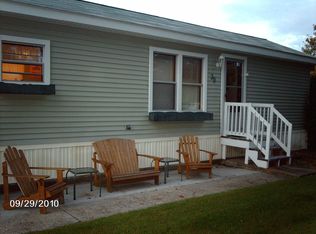 39 Bosworth Rd, Pomfret Center, CT 06259