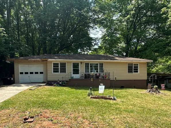 713 Ruby St, Marietta, GA 30066