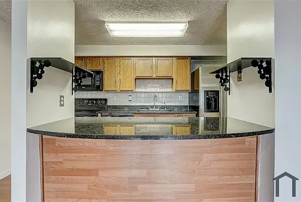 12415 Hickory Tree Way #L — Photo 22