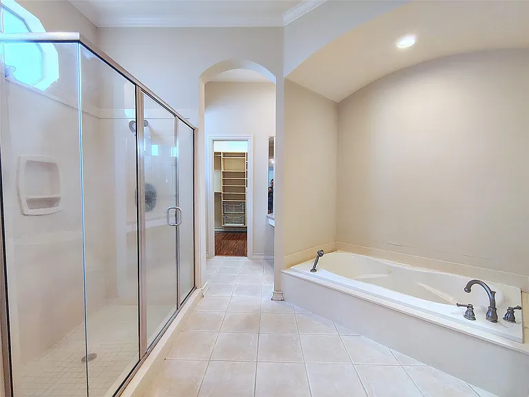 5606 Grandwood Ln — Photo 29
