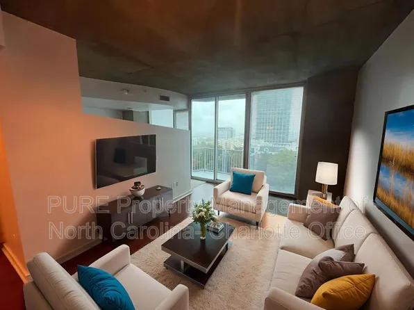 210 N Church St, Charlotte, NC