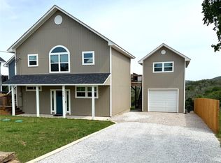 618 Hill St, Burnet, TX 78611