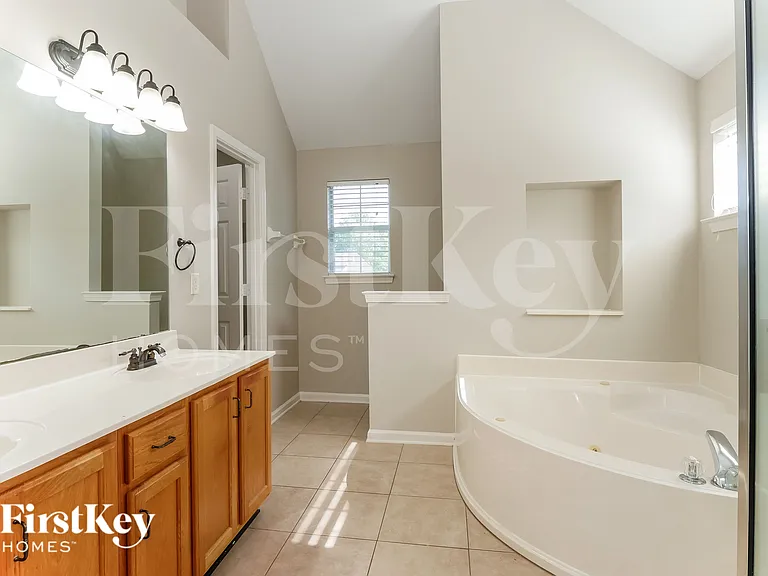 13629 Hunters Forest Cv — Photo 11