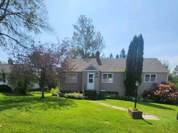 2610 Harvey St, Duluth, MN 55811