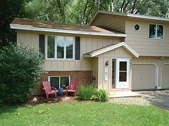 7451 Bittersweet Dr