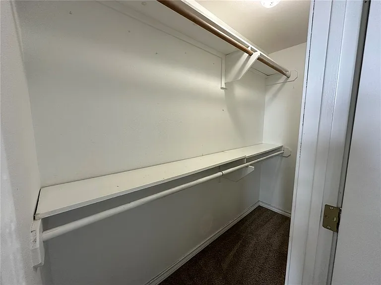 2112 Westwood Dr — Photo 15
