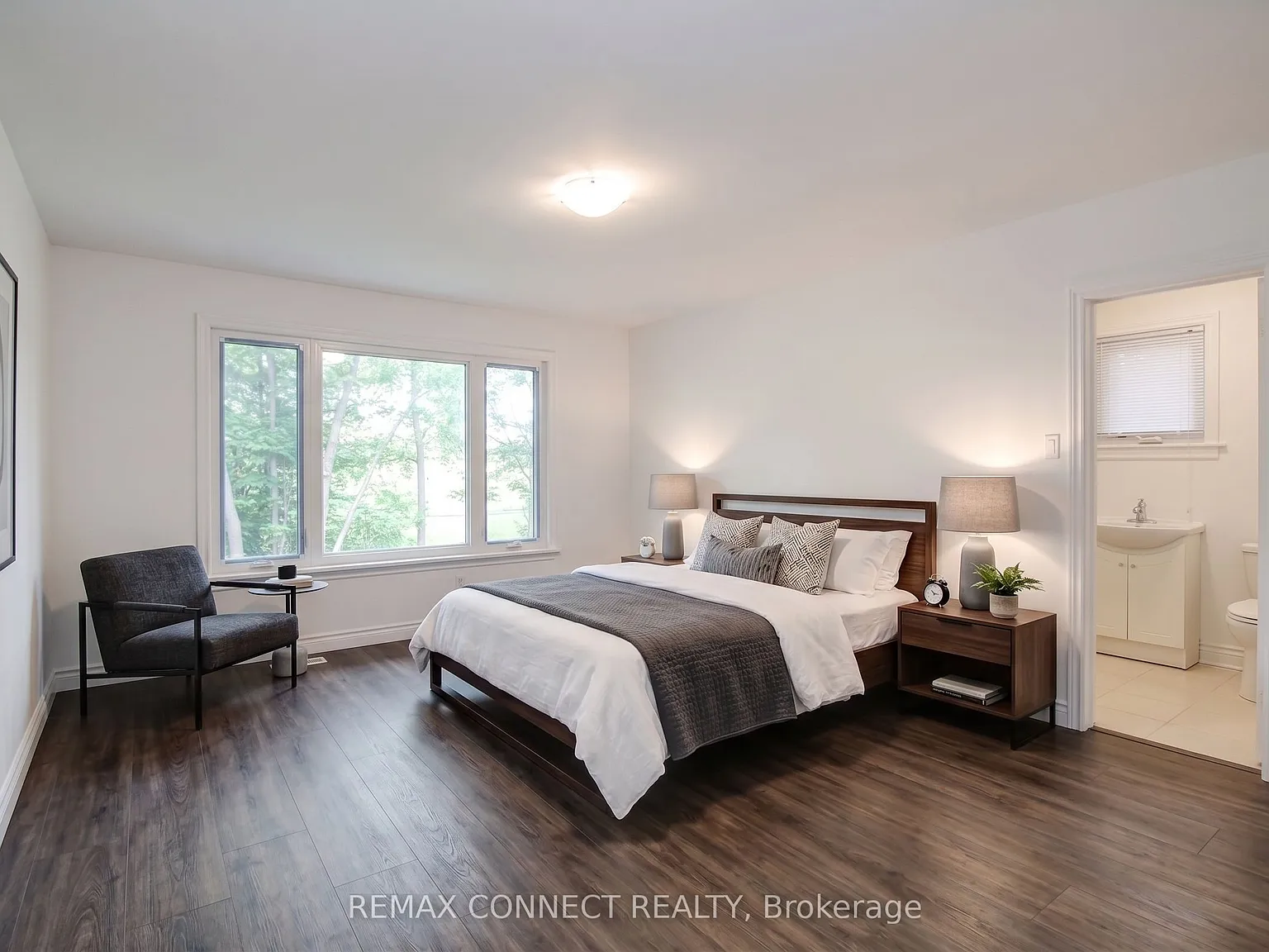 4 bed, $3,950 — Photo 3