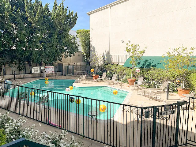 4501 Cedros Ave #117 — Photo 3