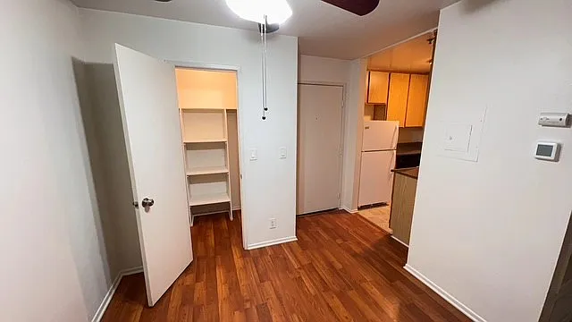 290 N Madison Ave #110 — Photo 11