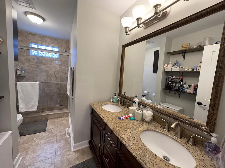 4907 Bryan Pl — Photo 9