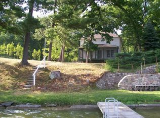 1190 E 88th St, Newaygo, MI 49337