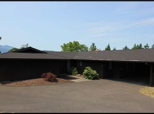 197 Littrell Dr, Medford, OR