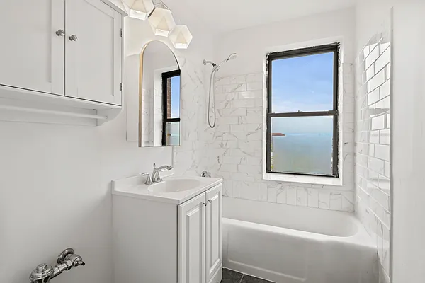 Rented by Compass | media 16