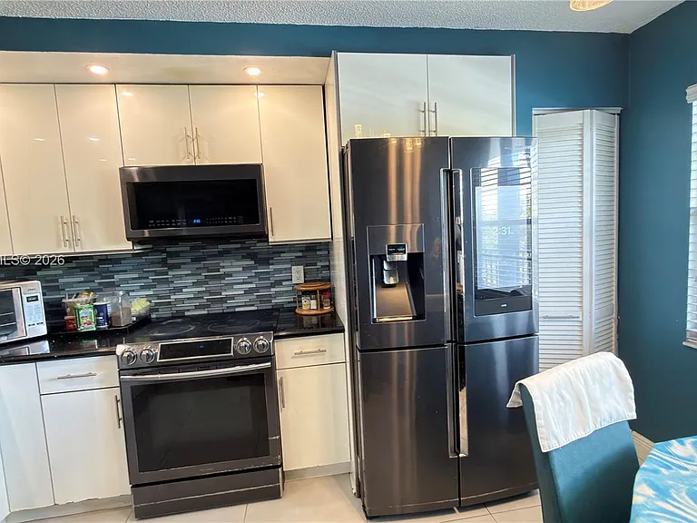 12500 SW 5th Ct #307M — Photo 20