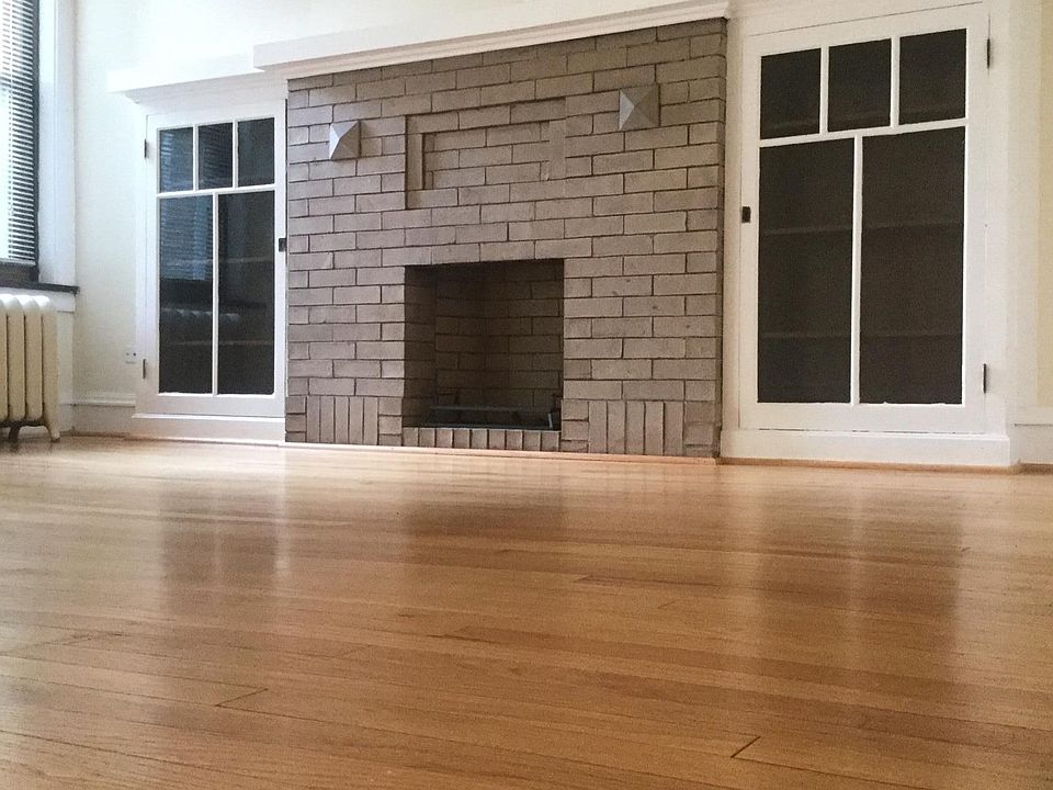 1st image of 4911 N Washtenaw Ave #1