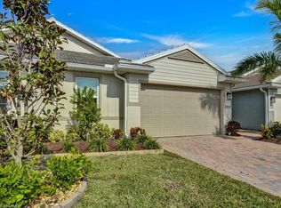 999 Enbrook Loop, Naples, FL 34114