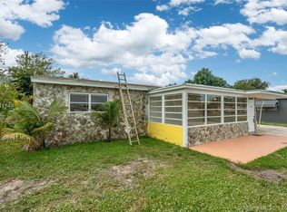 1810 NW 184th St, Miami Gardens, FL 33056