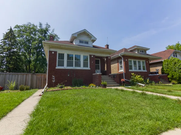 3208 Vernon Ave, Brookfield, IL 60513