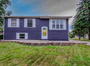 7500 Chase St, Merrillville, IN 46410